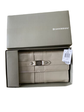 Giani Bernini Leather Wallet Oyster Colour